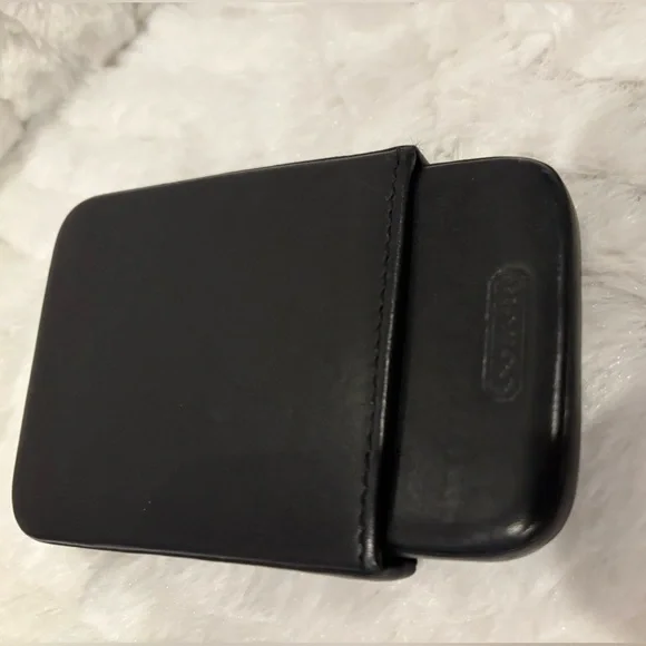 Coach Vintage Black Leather Card Holder - Picture 3 of 9